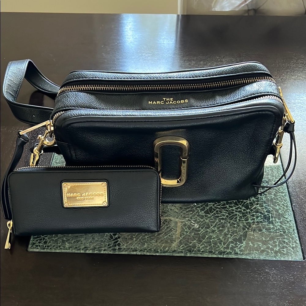 Marc Jacobs Black Leather Bag and Wallet Duo